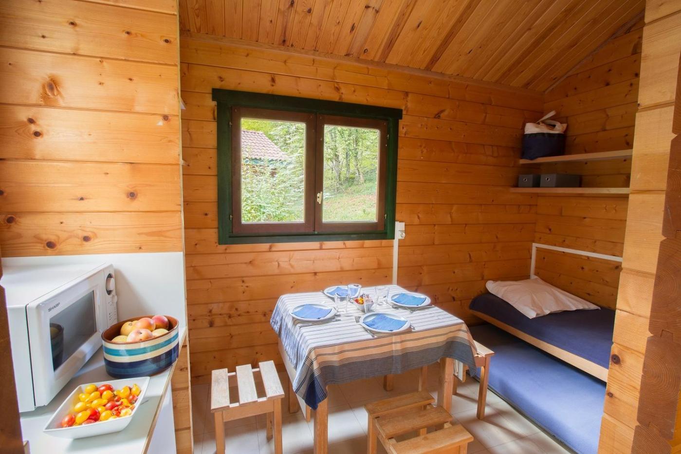 Camping De Collonges-La-Rouge Meyssac 外观 照片