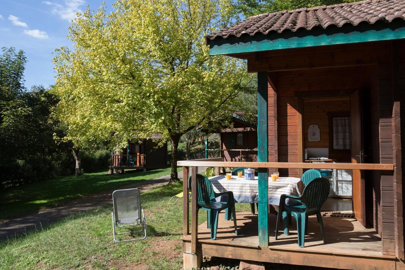 Camping De Collonges-La-Rouge Meyssac 外观 照片