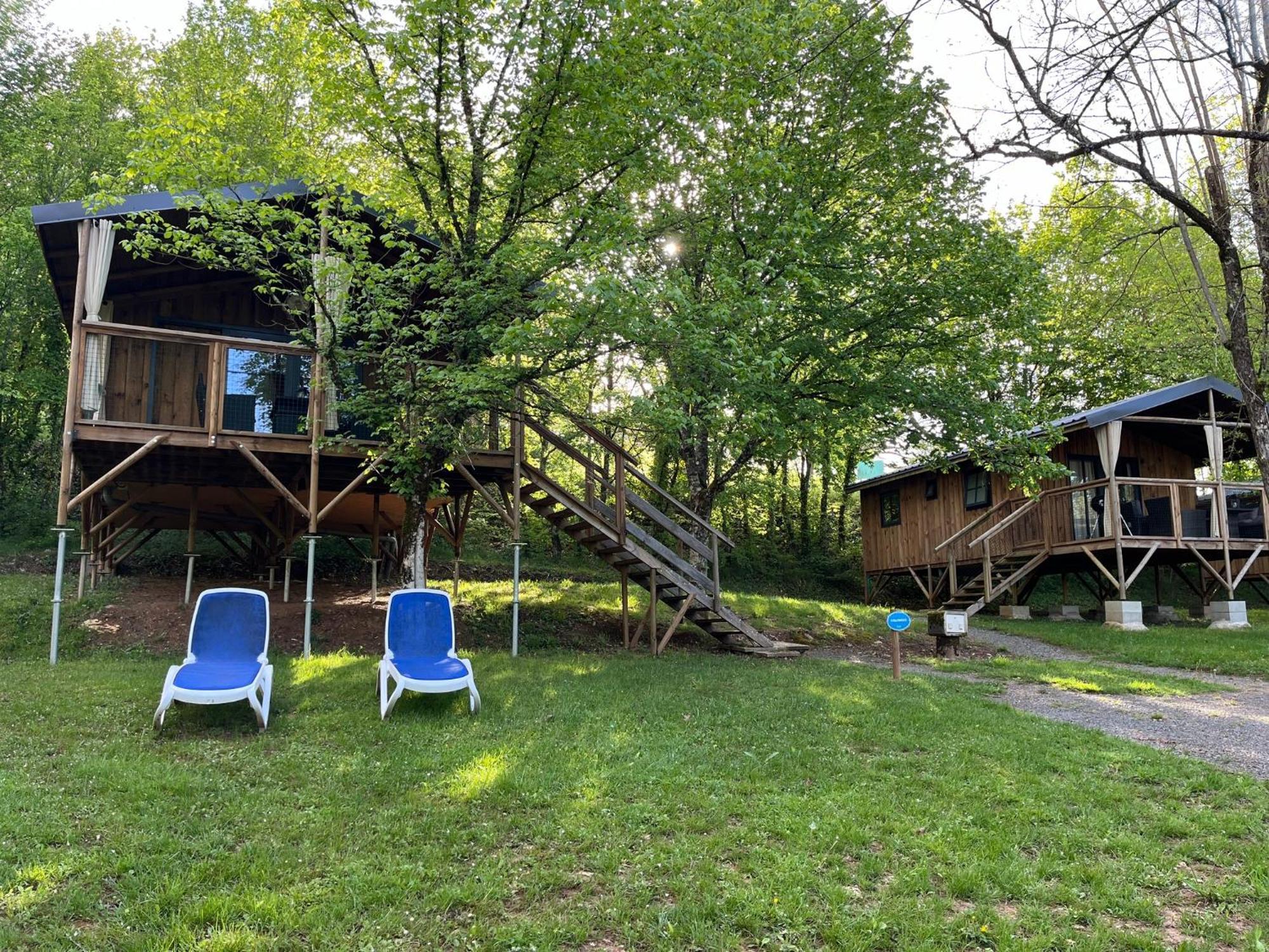 Camping De Collonges-La-Rouge Meyssac 外观 照片
